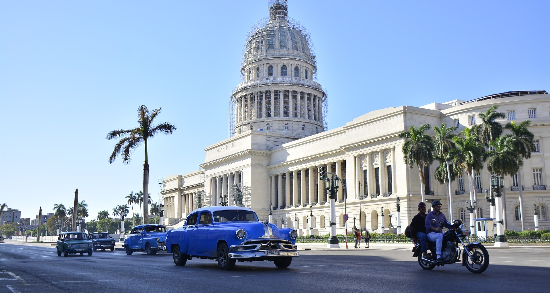 Visita a Cuba en actividad de Semana i 