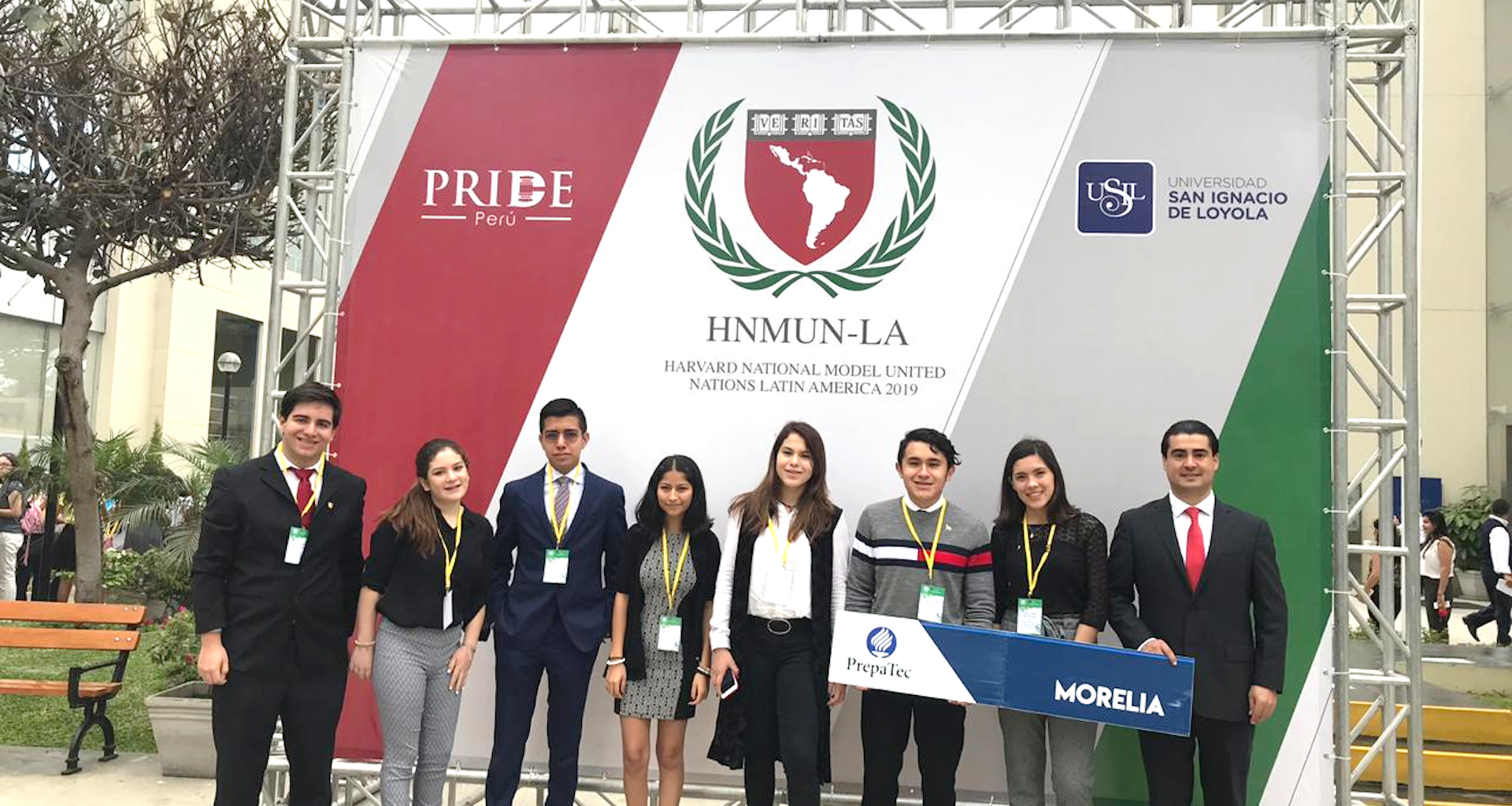 Alumnos de PrepaTec representando a México en modelo de naciones unidas Harvard