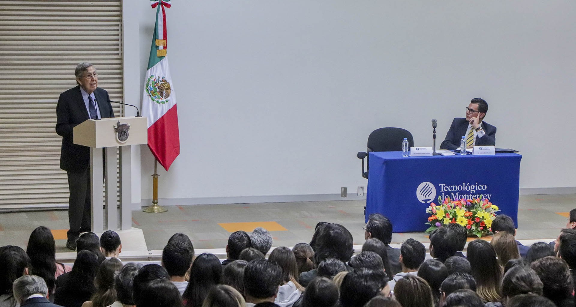 Mensaje de Cuauhtémoc Cárdenas para estudiantes del Tec de Monterrey