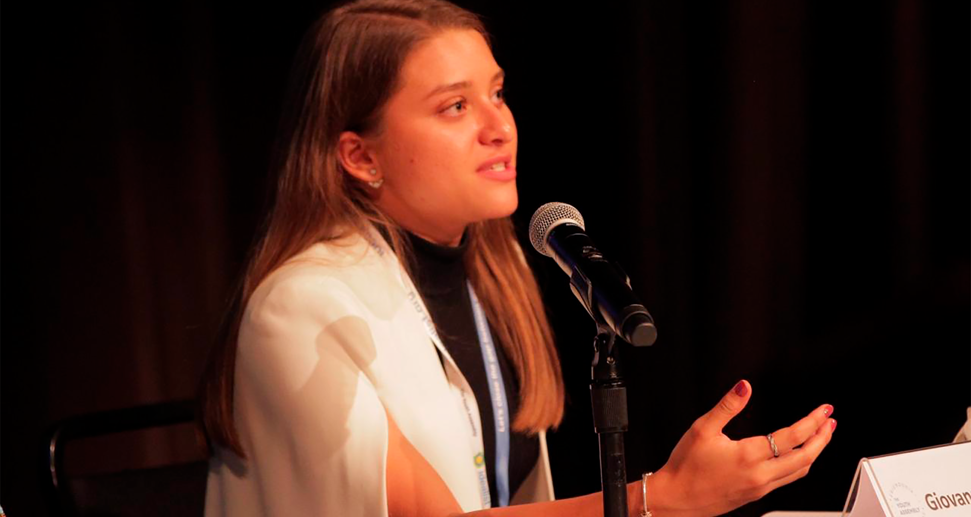 Participación de Giovanna en Asamblea de la Juventud en Washington