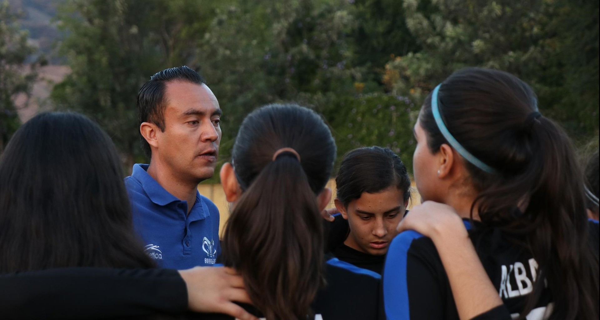 entrenamiento integral mediante futbol Prepatec santa anita con coach Jose Manuel Sanchez