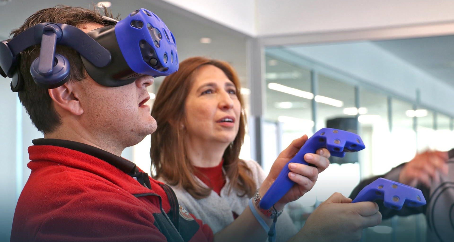 Fortalecen e innovan con la realidad virtual 