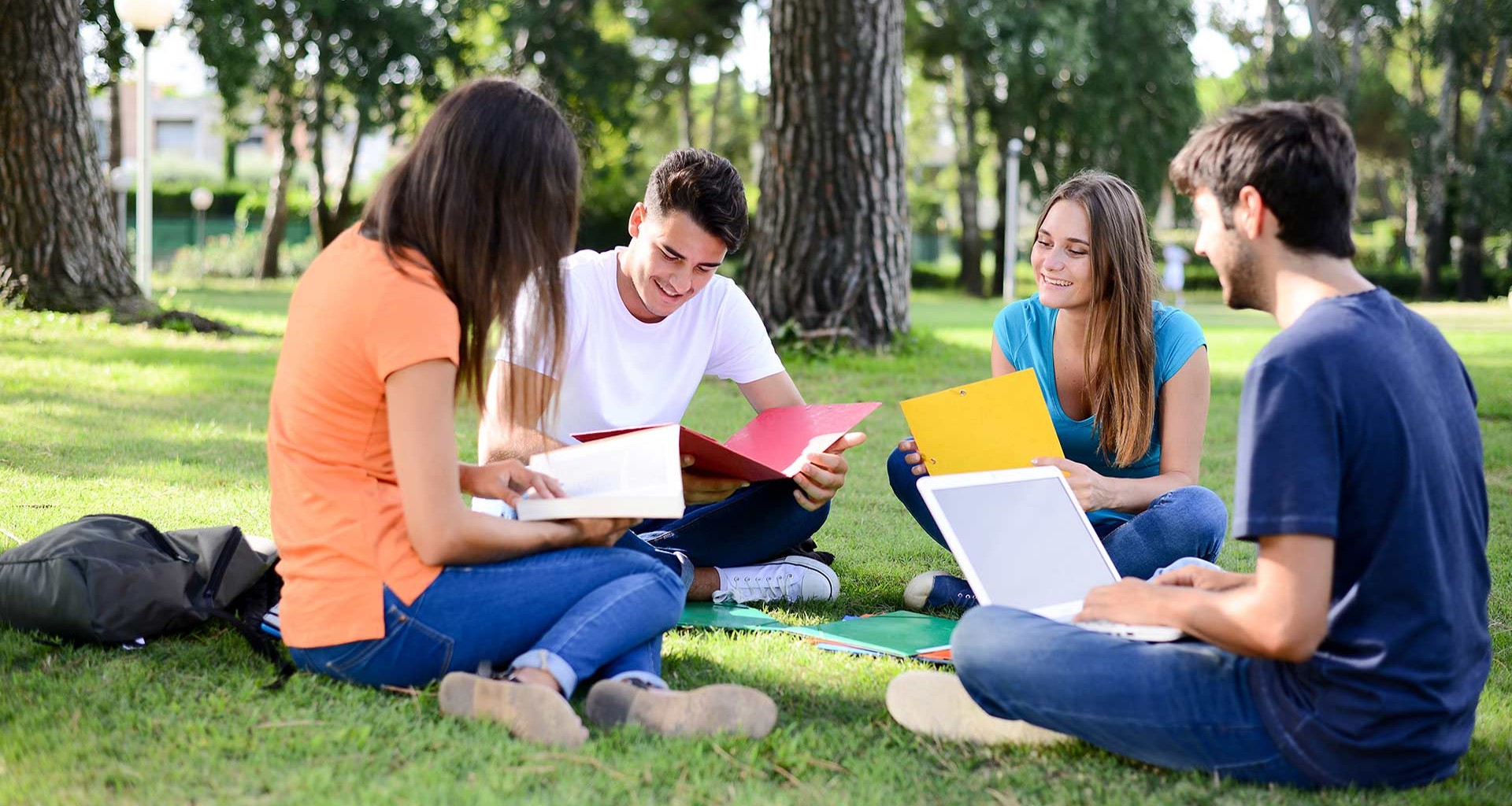 Crean Grupo Estudiantil Para Promover La Beca Lideres Del Manana Tecnologico De Monterrey