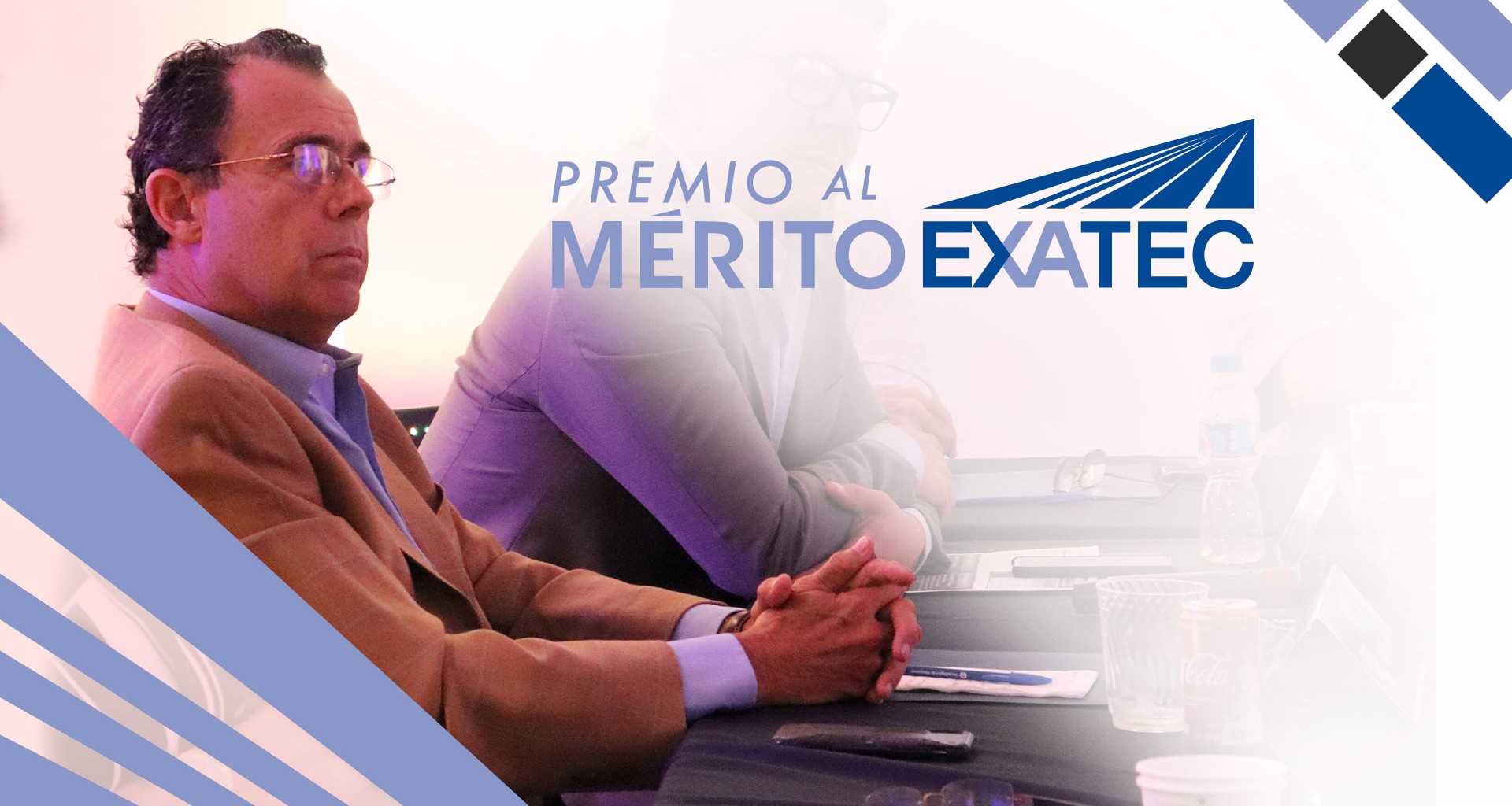 Ariel Obregón, galardonado al Merito EXATEC premio de Tec de Monterrey campus Ciudad Obregón