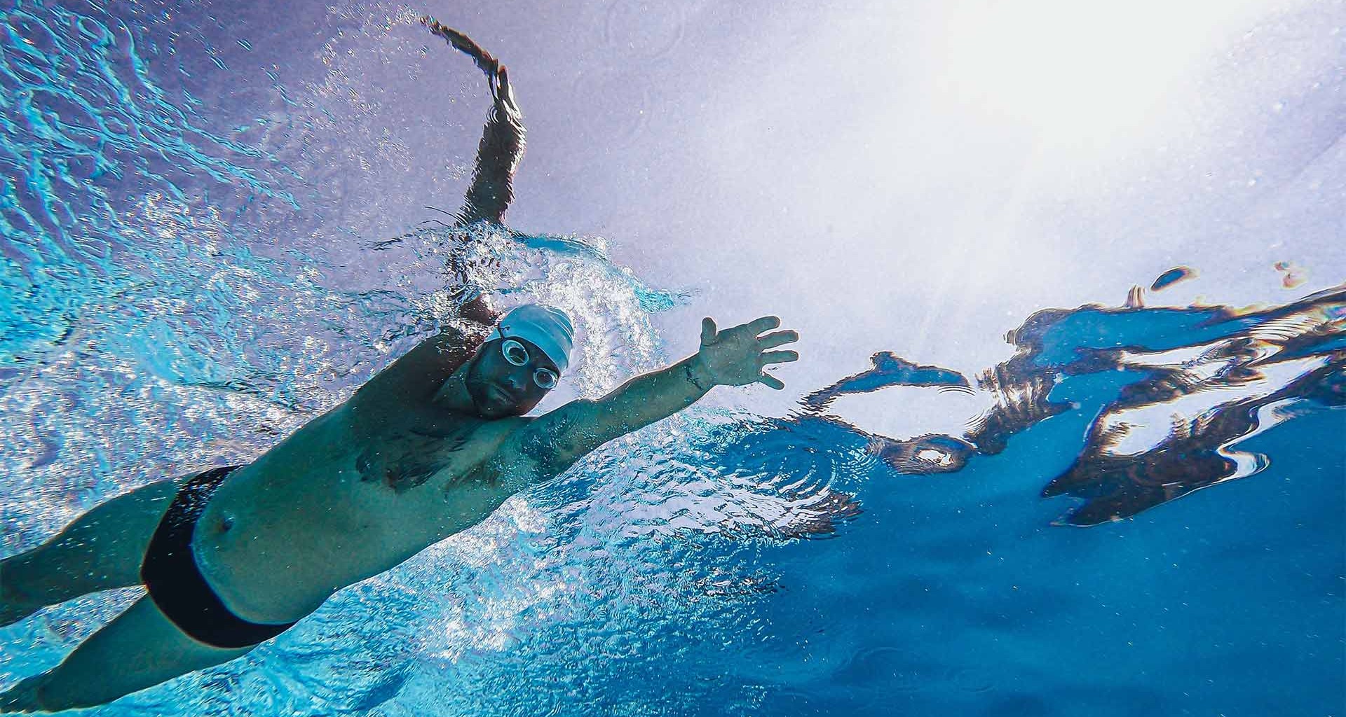 EXATEC Daniel Delgadillo compite en los  Juegos Olímpicos de Tokio 2020, en la categoría de natación en aguas abiertas.