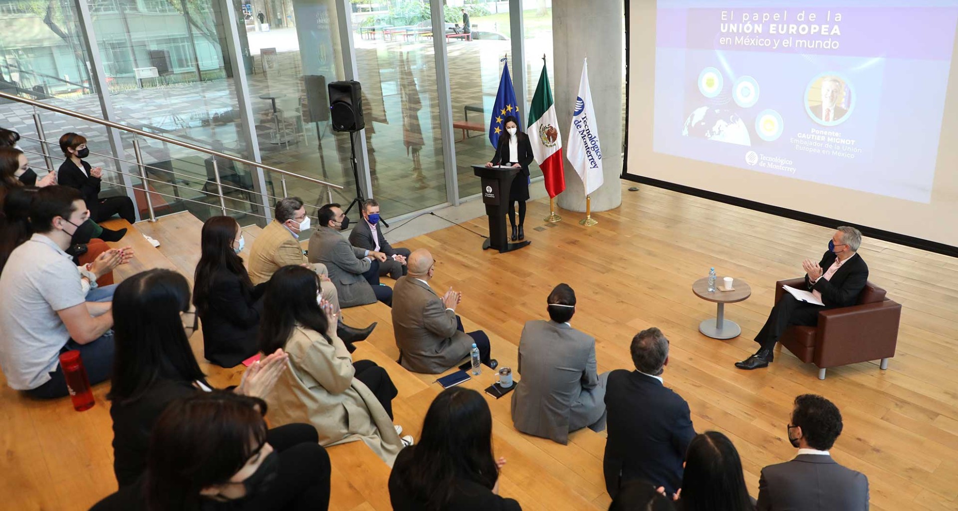 Embajador de la Unión Europea en México en conferencia con alumnos Tec