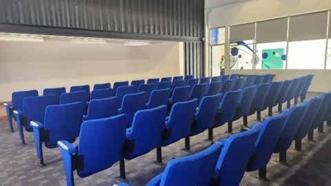 /