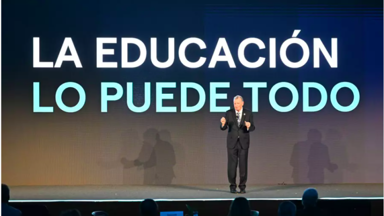 Ricardo Saldívar, presidente del consejo directivo del Grupo Educativo Tec presentó el rumbo de la institución al 2030.