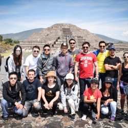 Visitaron Teotihuacán.
