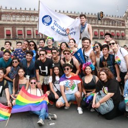 Grupos estudiantiles del Tecnológico de Monterrey marchan en #Orgullo2017
