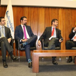 Panel entre expertos de México y Alemania en el Foro Tec-DHIK