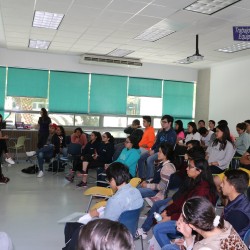 Las integrantes de amoATO Studio ofrecieron una plática en San Luis Potosí