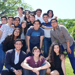 La Delegación de Chiapas posando en el Borrego del Campus