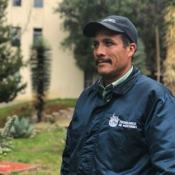  José Refugio de Ávila Saucedo es un jardinero que ha dedicado 20 años de su vida al Tec, ha visto el paso de muchas generaciones y llena de orgullo que personas como él formen parte de esta comunidad.