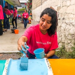 70 voluntarios del campus Cuernavaca impactan a niños de Xochitepec en el Día del Voluntariado tec