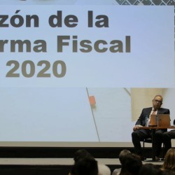 Expertos explicando la razón de la reforma fiscal 2020