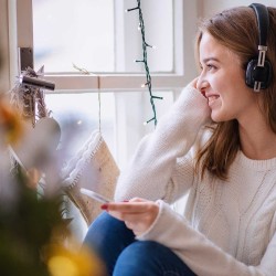 CONECTA, el sitio de noticias del Tec, te brinda 25 actividades que puedes hacer durante tus vacaciones en casa durante la época decembrina