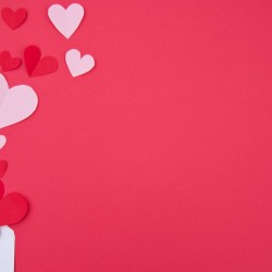 corazones y carta de San Valentín