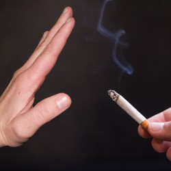 Cómo dejar de fumar en tiempos de COVID 19 (opinión)