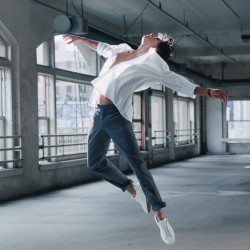 Isaac Hernandez es el bailarín de ballet más destacado de México