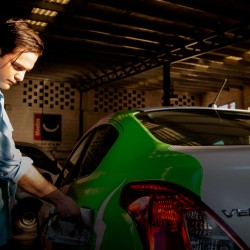 Con su empresa E-V-H, el egresado del Tec convierte vehículos con motor de gasolina a eléctricos.