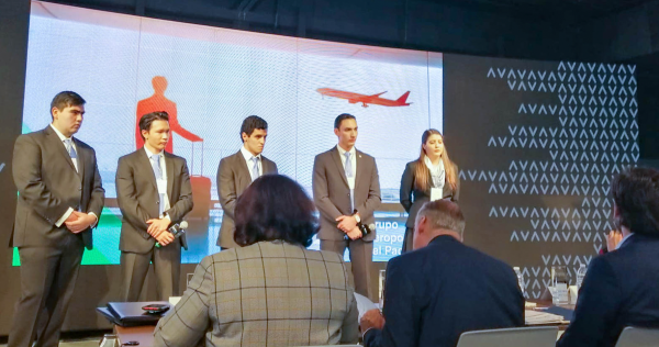 Ganan alumnos de Tec San Luis lugar 3 en torneo de análisis financiero - Tecnológico de Monterrey
