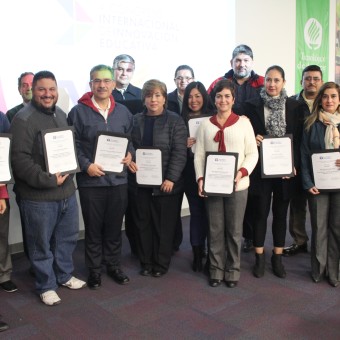 Profesores que participaron en el Congreso Internacional de Innovación Educativa (CIIE) y ganadores de los premios NOVUS.