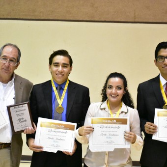 Reciben “Mérito CIESLAG” alumnos y profesor del Tec en Laguna