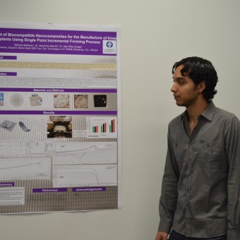Marcelo Martínez con su proyecto "Development of Biocompatible Nanocomposites for the Manufacture of Knee Implants Using Single Point Incremental Forming Process"