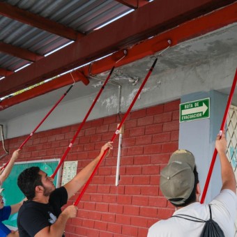 EXATEC de la mano de Distrito Tec se unió por la rehabilitación de espacios en la escuela primaria María Viuda de Berardi, en Monterrey.