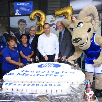 Celebración del 37 aniversario del Tecnológico de Monterrey en Veracruz