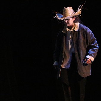 "Esperando a Godot: Teatro del Absurdo" Fotogalería