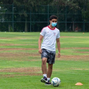 Entrenamiento Fútbol Campus Irapuato 